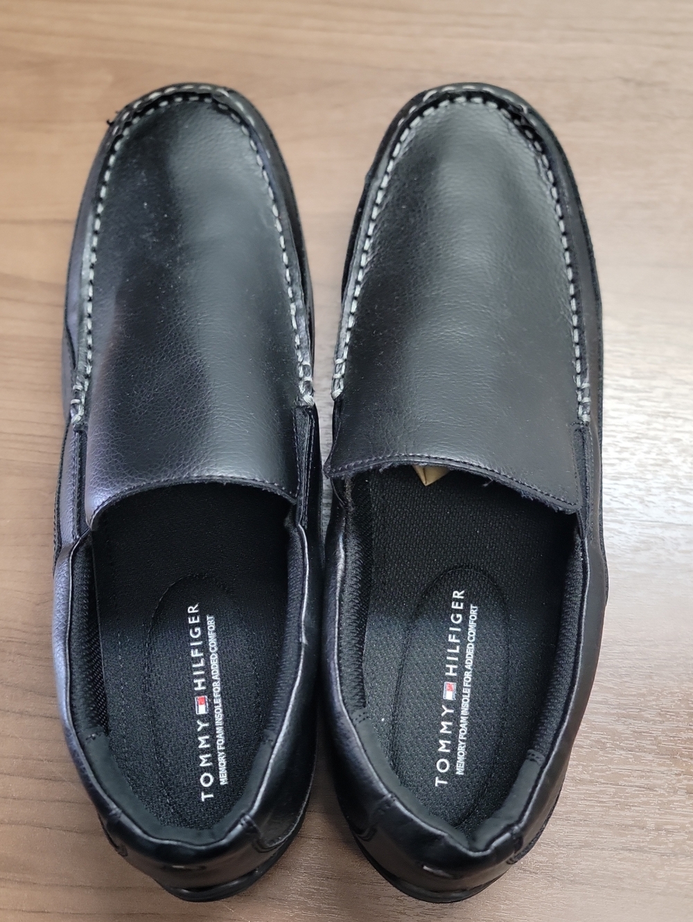 Tommy Hilfiger Black Leather Slip-On Moccasin Loafers